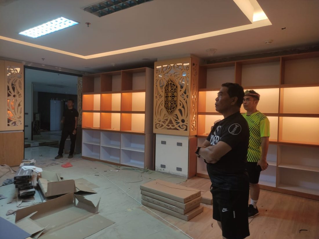 Gubernur Zainal Manfaatkan Hari Libur Cek Progres Pembangunan Kantor