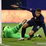 Kylian Mbappe memastikan tim nasional Prancis menang 2-1 atas Kroasia dalam lanjutan UEFA Nations League Divisi A Grup 3 (A3) di Stadion Maksimir, Zagreb