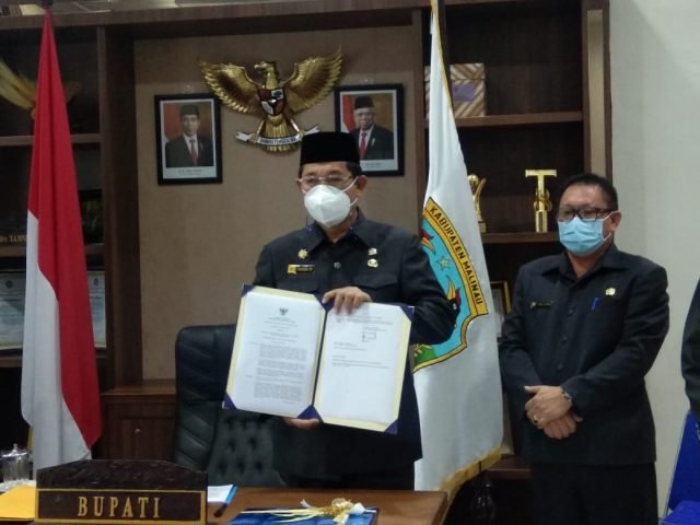 Bupati Malinau Dr. Yansen TP M.Si