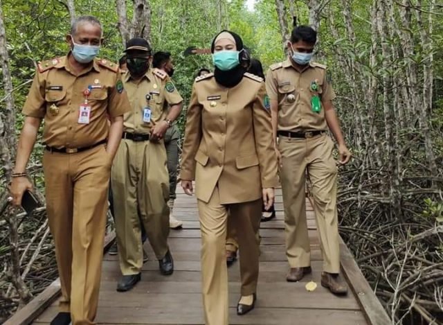 Bupati Nunukan Hj. Asmin Laura Hafid