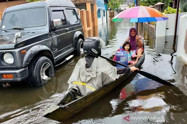 transportasi saat banjir