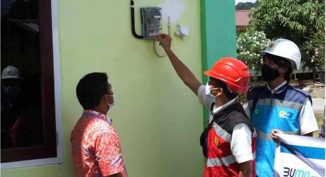 PLN Terangi Laban Nyarit