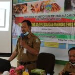 sampaikan paparan didalam rapat