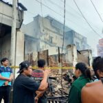 ruko di Pasar Lama habis terbakar