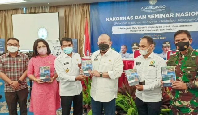 Gubernur Kaltara Drs. H. Zainal Arifin Paliwang SH M.Hum