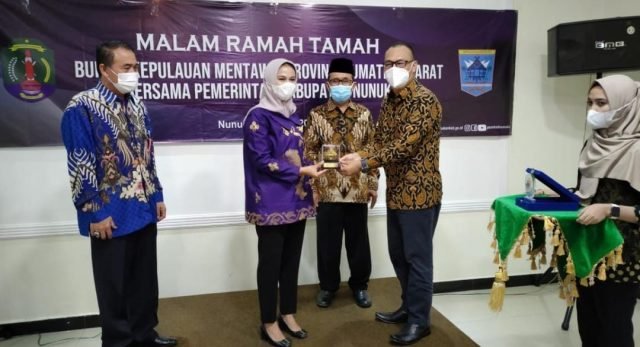 Bupati Nunukan Hj Asmin Laura Hafid