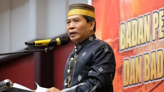 Gubernur Kaltara, Drs. H. Zainal Arifin Paliwang, SH.,M.Hum