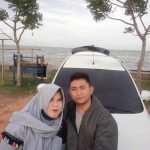 Revaldi dan istri