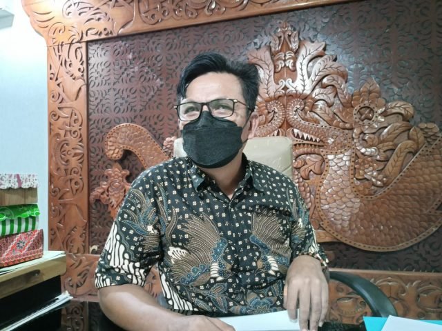 Yulius Dinandus, S.T., M.H.