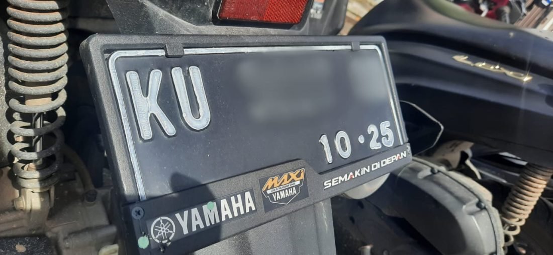 Ilustrasi plat nomor polisi