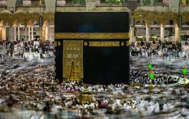 Tawaf keliling Kabah