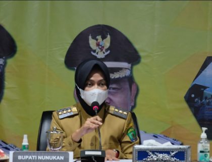 Bupati Nunukan Hj. Asmin Laura Hafid Bupati Nunukan Hj. Asmin Laura Hafid
