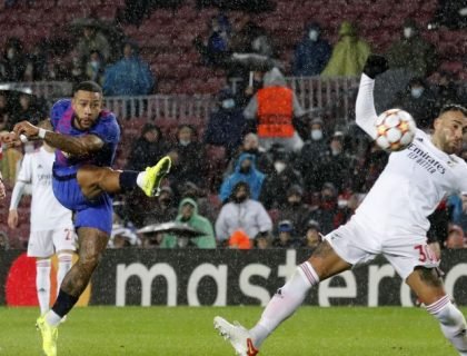 Penyerang Barcelona Memphis Depay