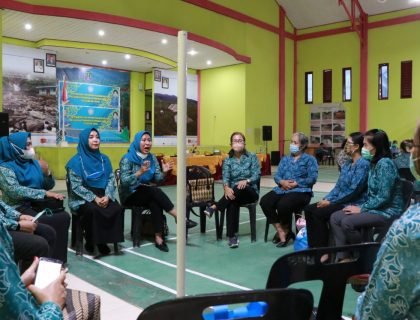 Pengurus TP PKK Krayan