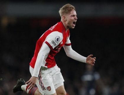 arsenal-west-ham Gelandang serang Arsenal Emile Smith-Rowe