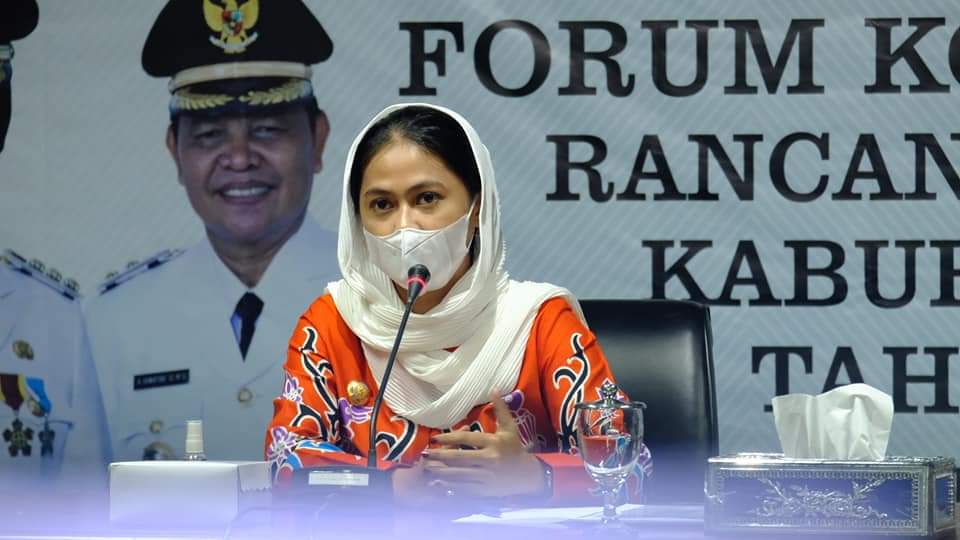 Bupati Nunukan, Hj. Asmin Laura Hafid