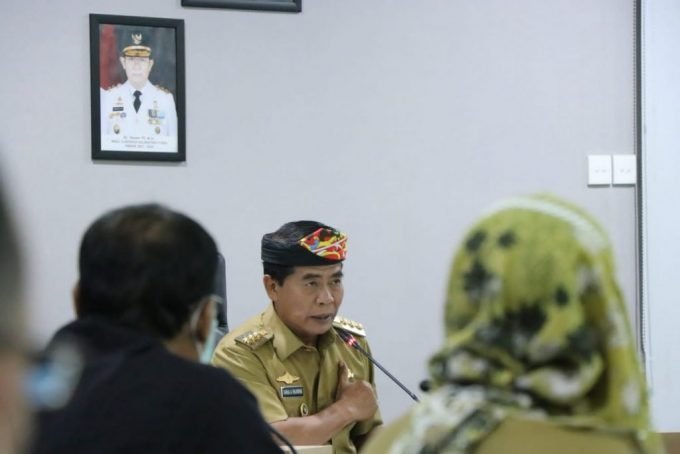Gubernur Kaltara Zainal A Paliwang