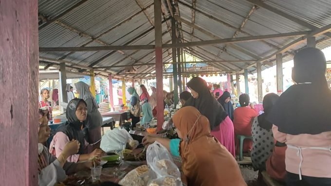 Pasar rakyat Mingguan