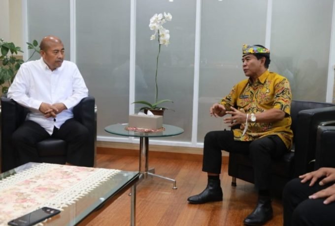 Gubernur Kaltara Zainal A Paliwang