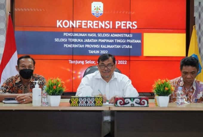 Konferensi pers yang digelar di ruang Command Center