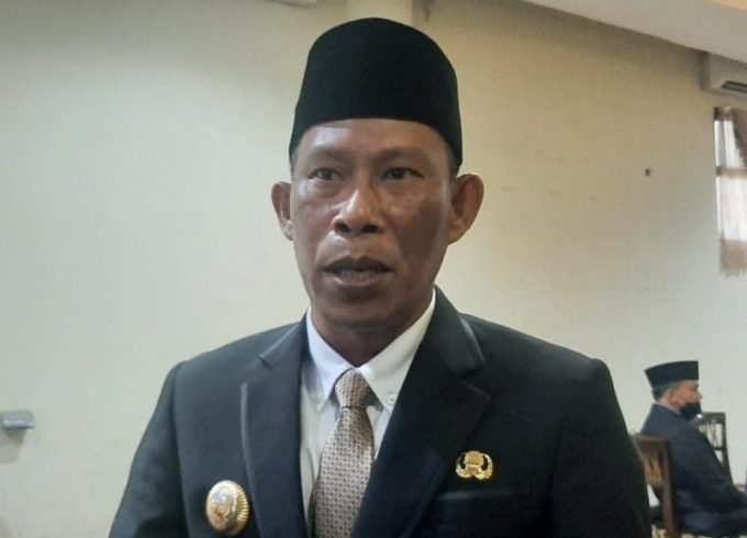 Bupati Bulungan Syarwani.