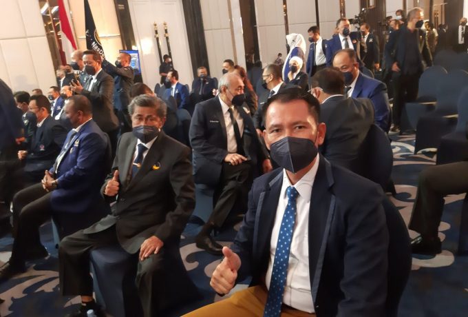 H.Hafid menghadiri undangan Surya Paloh di Jakarta