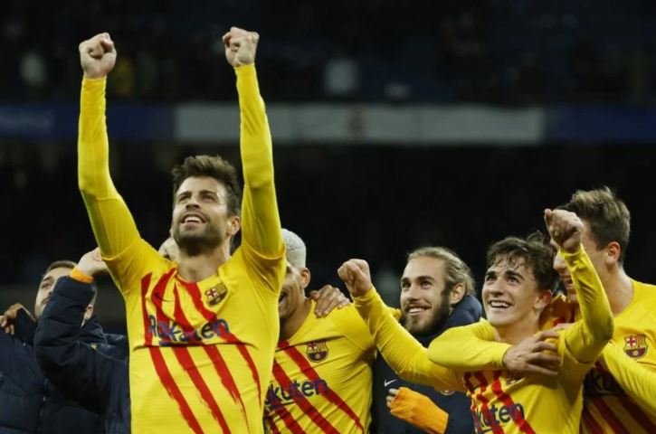 Bek Barcelona Gerard Pique