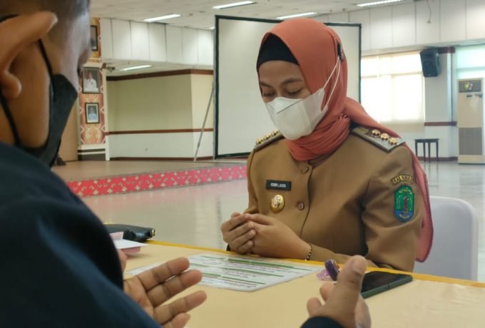 Bupati Nunukan Hj. Asmin Laura Hafid. Bupati Nunukan Hj. Asmin Laura Hafid.