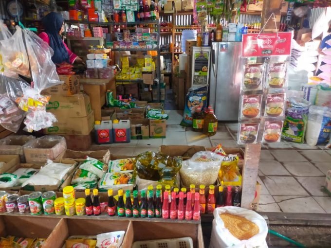 Stok minyak goreng lokal