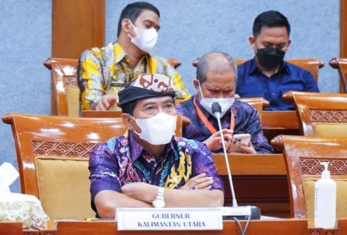 Gubernur Kaltara Drs. H. Zainal A. Paliwang, SH, M.Hum