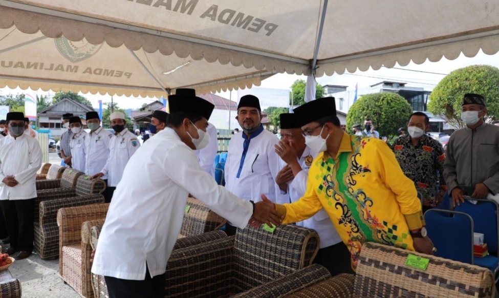 Gubernur Kaltara Zainal A Paliwang