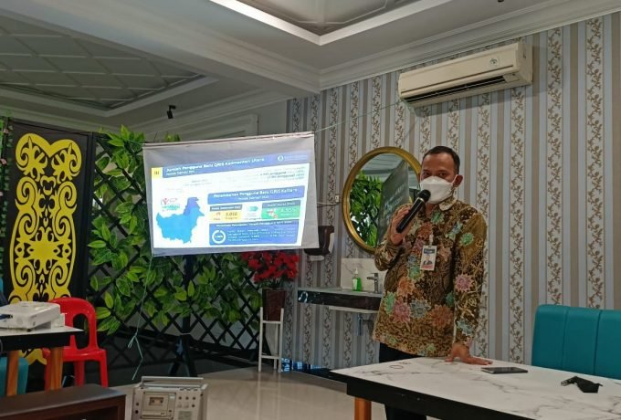 Kepala BI Perwakilan Kaltara, Teddy Arif Budiman menyampaikan pemaparan perkembangan QRIS di Kaltara. (Foto: Endah Agustina/Benuanta)