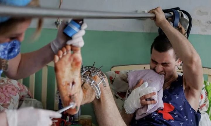 Korban serangan roket Rusia