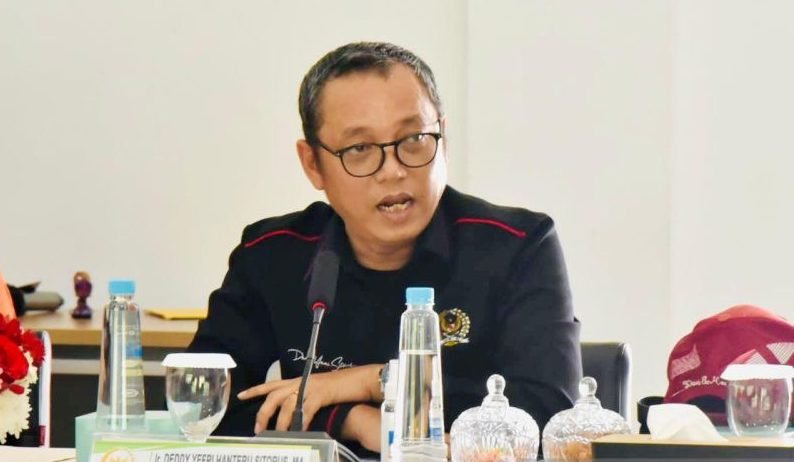 Deddy Yevri Hanteru Sitorus