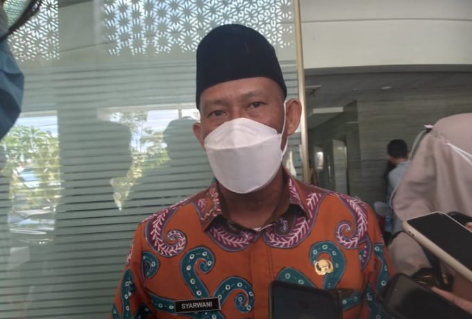 Bupati Bulungan Syarwani Bupati Bulungan Syarwani