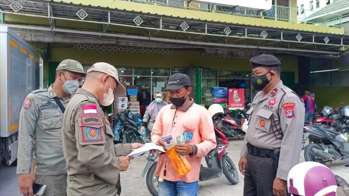 kelengkapan bukti tukang parkir