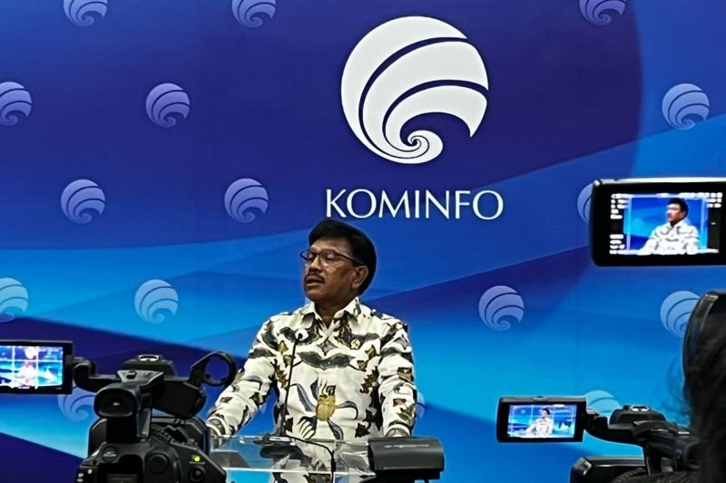 Menteri Komunikasi dan Informatika