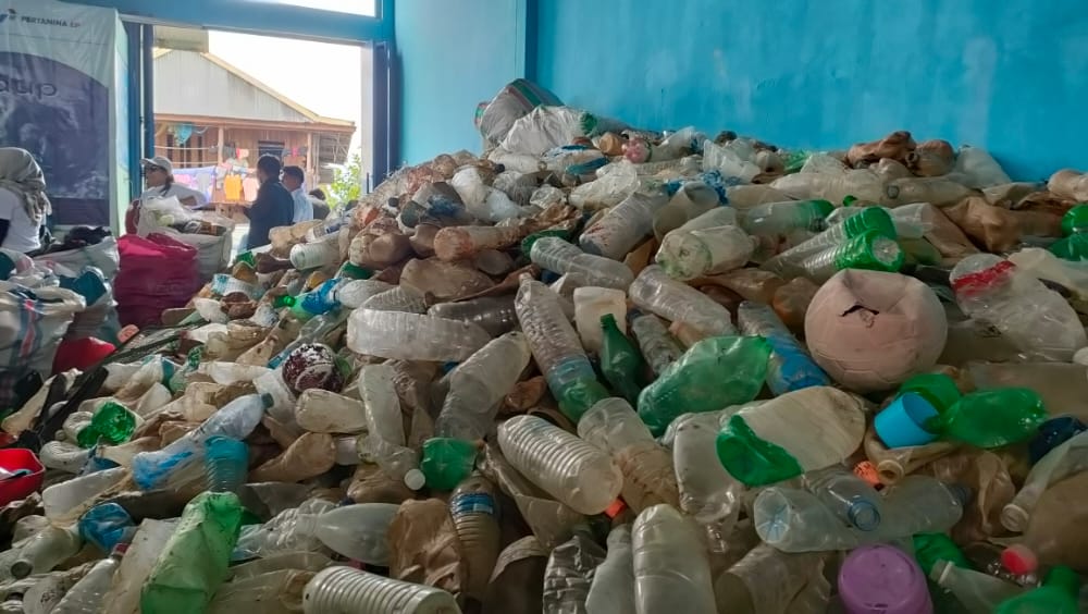 Hanafiah Ajak Pembudidaya Rumput Laut Jaga Kebersihan Bibir Pantai