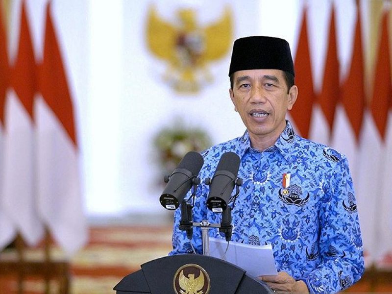 Presiden Joko Widodo memberikan sambutan secara virtual pada acara peringatan HUT ke-49 Korpri.