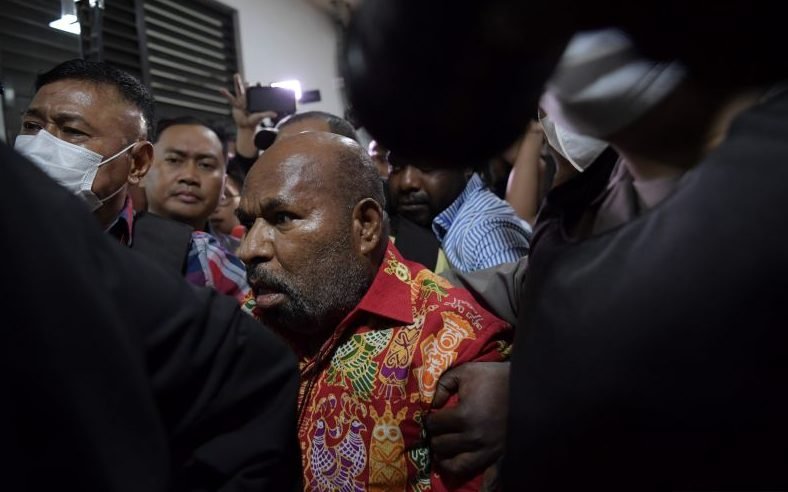 Gubernur Papua Lukas Enembe