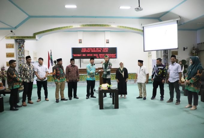 HADIR : Asisten I bidang Pemerintah dan Kesejahteraan Rakyat Kaltara (Kesra) Sekprov Kaltara, Datu Iqro Ramadhan, S.Sos., M.Si saat menghadiri Dies Natalis ke 76 HMI.