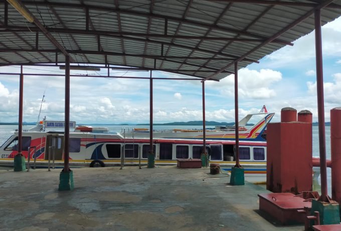 PLBN : Dermaga pelabuhan PLBL Liem Hie Djung, Nunukan terpantau sepi (FOTO : NOVITA A.K/ BENUANATA)