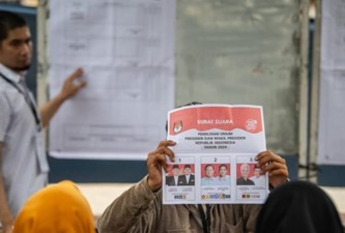 penghitungan-suara-pilpres-2024-di-bandung-2_169